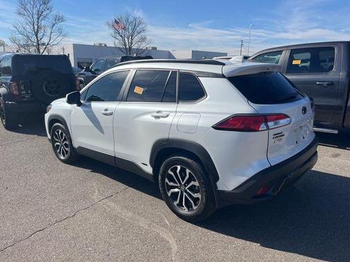 2024 Toyota Corolla Cross Hybrid 