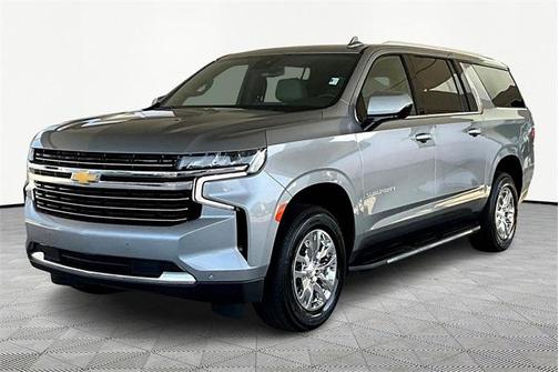 2023 Chevrolet Suburban LT