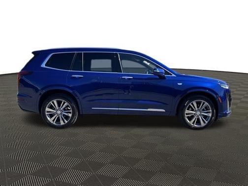 2025 Cadillac XT6 Premium Luxury FWD