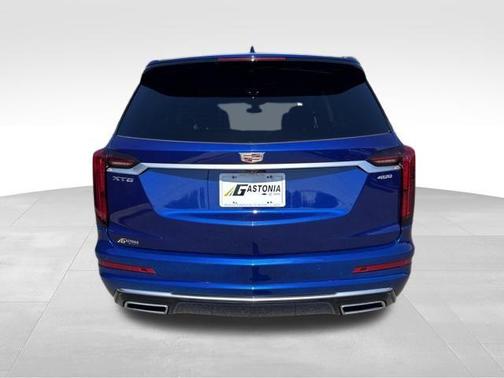 2025 Cadillac XT6 Premium Luxury FWD