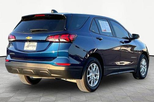 2023 Chevrolet Equinox LS