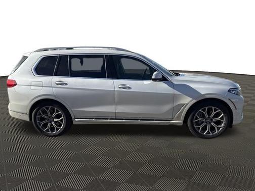 2019 BMW X7 xDrive50i