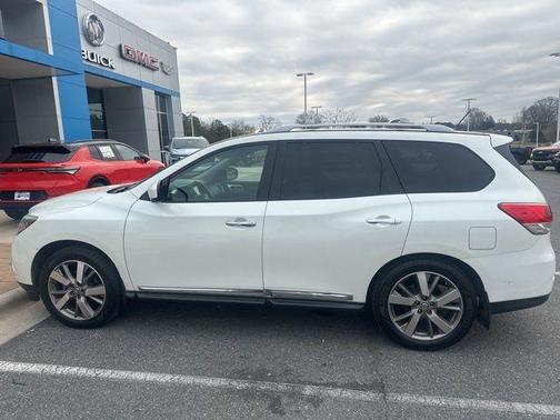 2015 Nissan Pathfinder Platinum