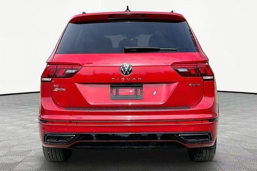 2024 Volkswagen Tiguan 2.0T SE R-Line Black