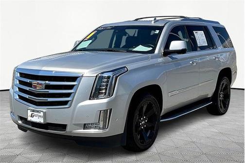 2017 Cadillac Escalade Luxury