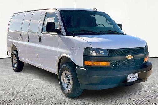 2025 Chevrolet Express 2500 Work Van