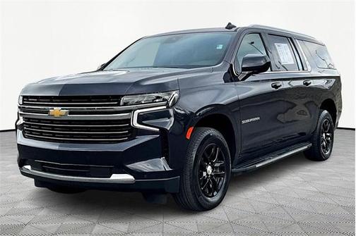 2023 Chevrolet Suburban LT