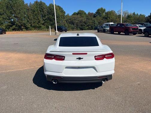 2023 Chevrolet Camaro 1LS
