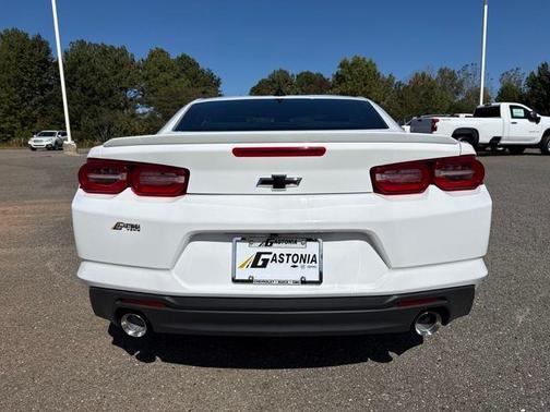 2023 Chevrolet Camaro 1LS