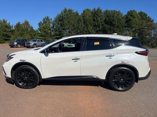 2023 Nissan Murano SV