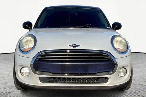 2017 MINI Hardtop Cooper