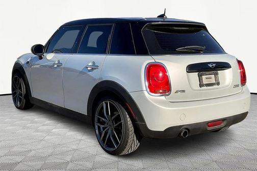 2017 MINI Hardtop Cooper