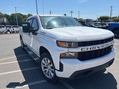 Summit White 2020 Chevrolet Silverado 1500 Custom