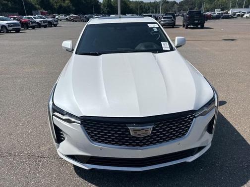2024 Cadillac CT4 Premium Luxury