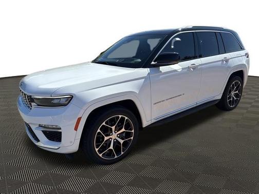 2023 Jeep Grand Cherokee Summit