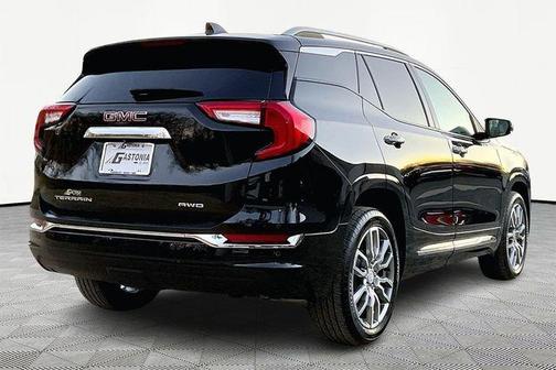 2022 GMC Terrain Denali