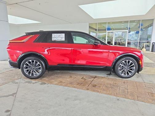 2026 Cadillac LYRIQ Premium Sport