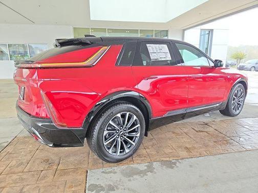 2026 Cadillac LYRIQ Premium Sport