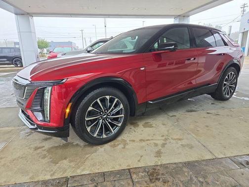 2026 Cadillac LYRIQ Premium Sport