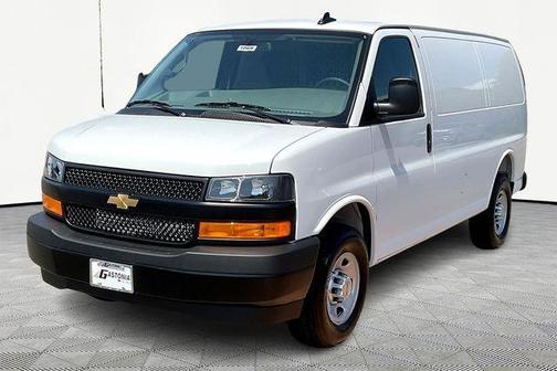 Summit White 2025 Chevrolet Express 3500 Work Van