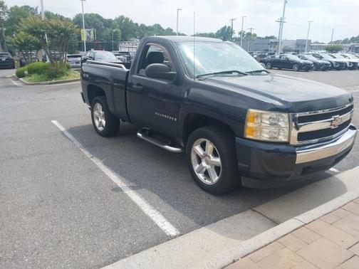 2007 Chevrolet Silverado 1500 Work Truck