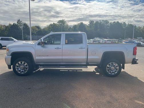 2018 GMC Sierra 2500 Denali