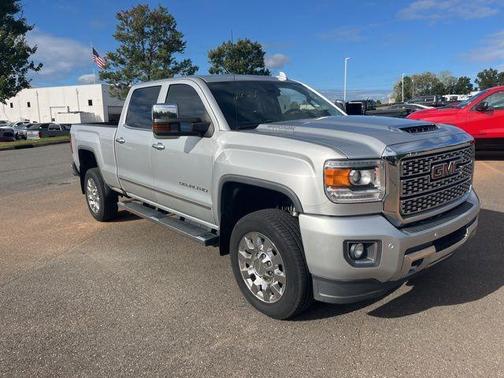 2018 GMC Sierra 2500 Denali