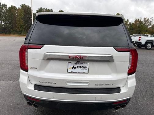 2022 GMC Yukon XL Denali