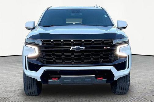 Summit White 2024 Chevrolet Suburban Z71