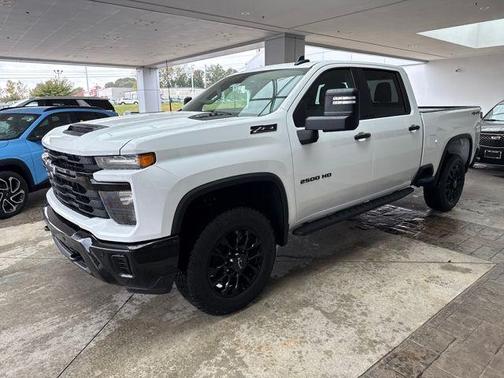 2026 Chevrolet Silverado 2500 Custom