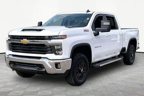 Summit White 2025 Chevrolet Silverado 2500 LT