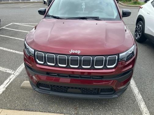 2022 Jeep Compass Latitude Lux