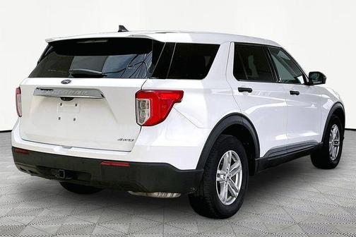 Oxford White 2022 Ford Explorer Base
