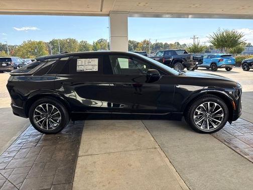 2026 Cadillac LYRIQ Sport