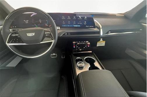 2026 Cadillac VISTIQ Luxury