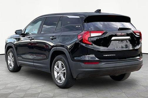 Ebony Twilight Metallic 2024 GMC Terrain SLE