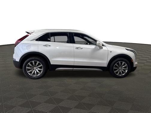 2021 Cadillac XT4 Premium Luxury