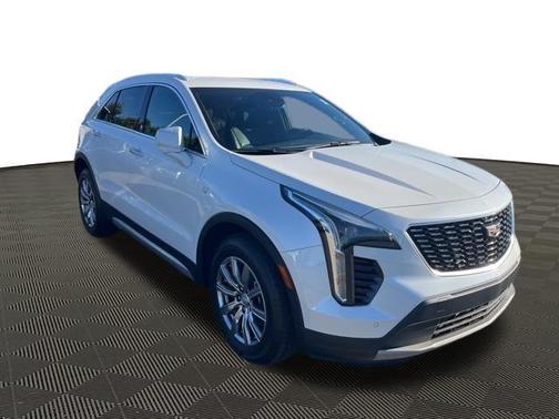 2021 Cadillac XT4 Premium Luxury