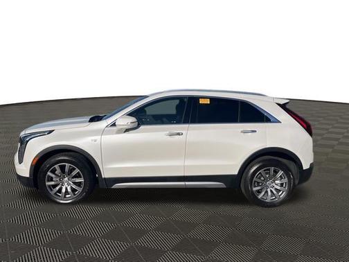 2021 Cadillac XT4 Premium Luxury
