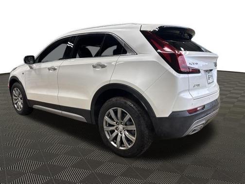 2021 Cadillac XT4 Premium Luxury