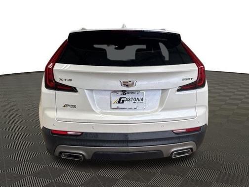 2021 Cadillac XT4 Premium Luxury