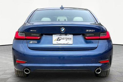 2021 BMW 330 i xDrive