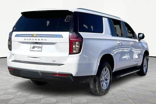 2024 Chevrolet Suburban LT