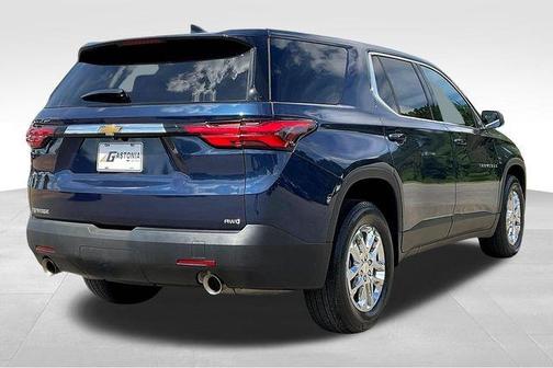 2022 Chevrolet Traverse LS