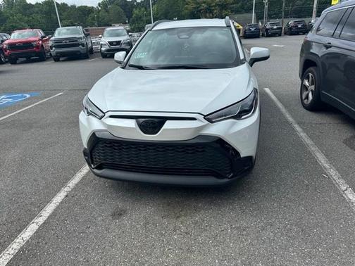 2024 Toyota Corolla Cross Hybrid SE