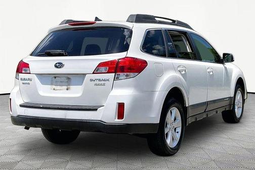 Satin White Pearl 2014 Subaru Outback 2.5i Premium