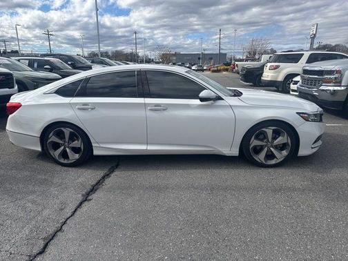 2018 Honda Accord Touring 2.0T