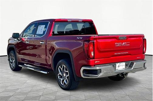 2022 GMC Sierra 1500 SLT