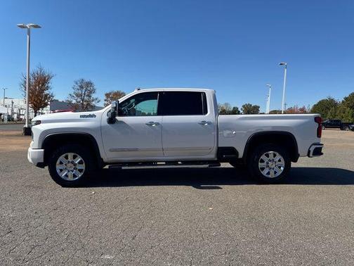 2024 Chevrolet Silverado 2500 High Country