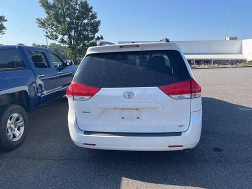 2012 Toyota Sienna LE